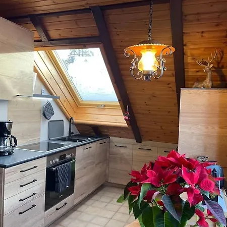 Blockhausflair Mit Kamin, Balkon Und Bergpanorama