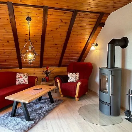 Apartment Blockhausflair Mit Kamin, Balkon Und Bergpanorama